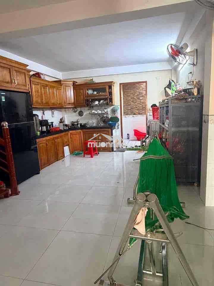 Nhà đẹp phước tân 1 tỷ 6 sổ riêng nhà trệt lầu đường ôto ngay trường