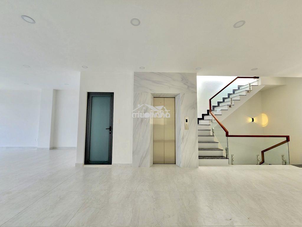Nhà vp 600m² vạn phúc, có hầm, sẵn văn phòng, phù hợp làm vp công ty - 2
