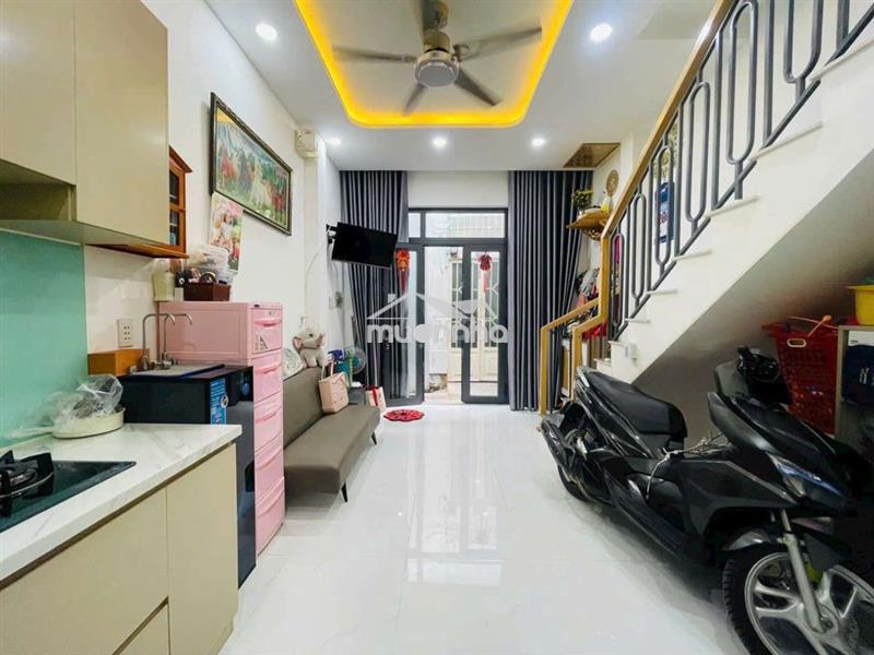 Bán nhà mới 9 chủ 