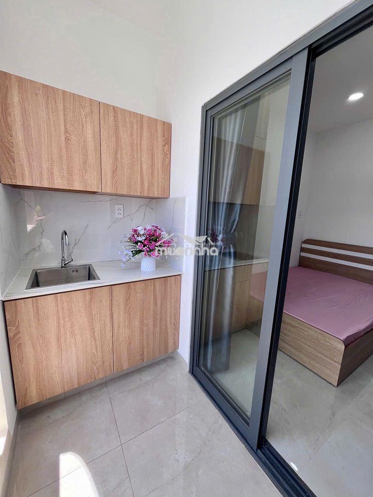 Phòng ban công full nội thất dành cho 2 người, kcx tân thuận q7 - 4