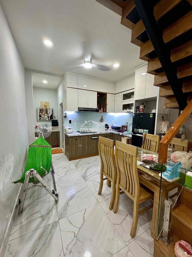 Nhà full nội thất đẹp đường ô tô cho thuê 9tr