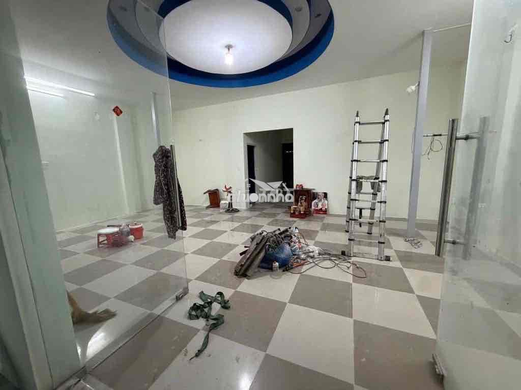 Cho thuê nhà siêu rộng 10x39m , 2pn 2wc ở làm kho ,trồng cây rau - 2