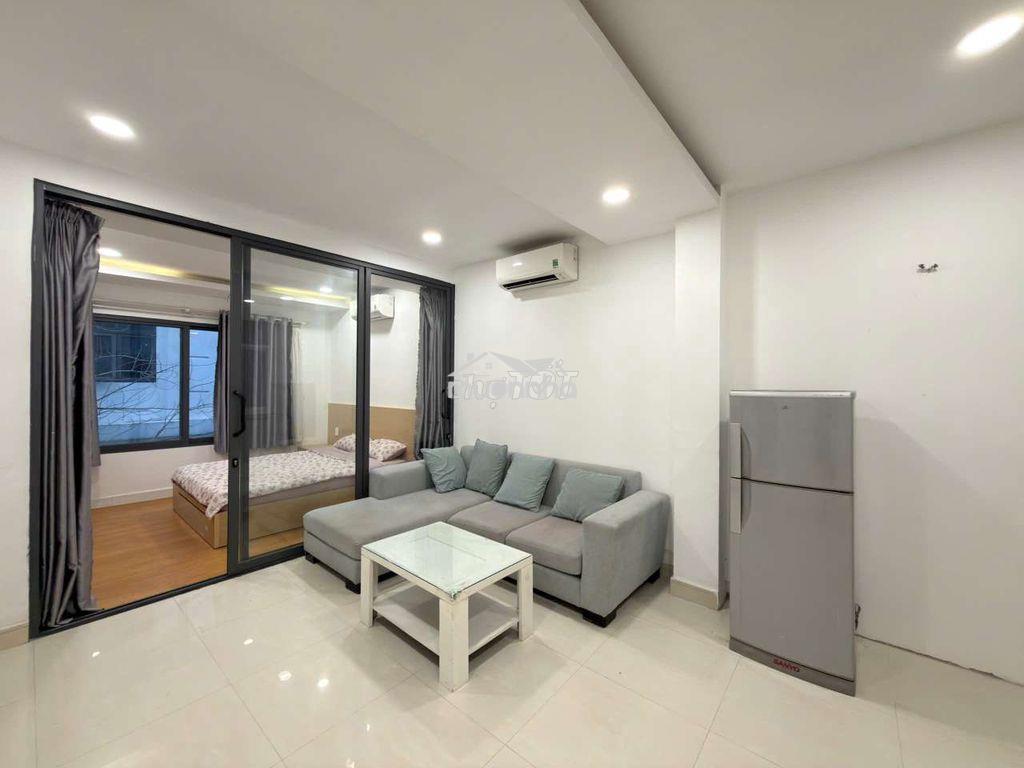 Cho thuê căn hộ 40m2 có thang máy gần bùi viện,chợ bến thành quận 1 - 3