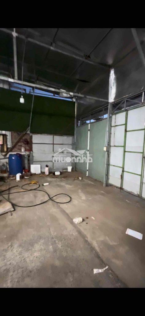 Cho thuê mặt bằng kho 300m2 ngang 10m - 2