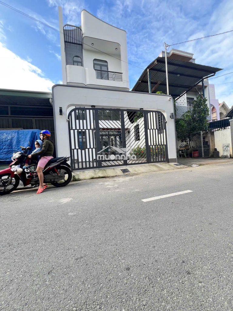 Nhà phú mỹ,tp thủ dầu một,cách chợ phú mỹ 150m,mặt tiền 750 triệu/70m2