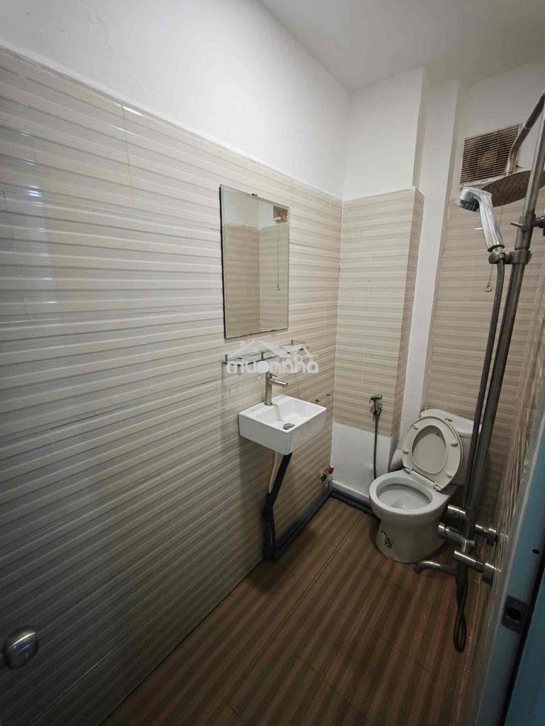 Nhà cao tầng cho thuê từng phòng, đầy đủ tiện ích - 4