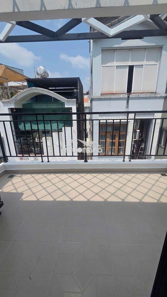 Giảm 400 triệu -5 tầng 2 mặt hẻm - trung tâm quận 3 - giá 10,4 tỷ - 2