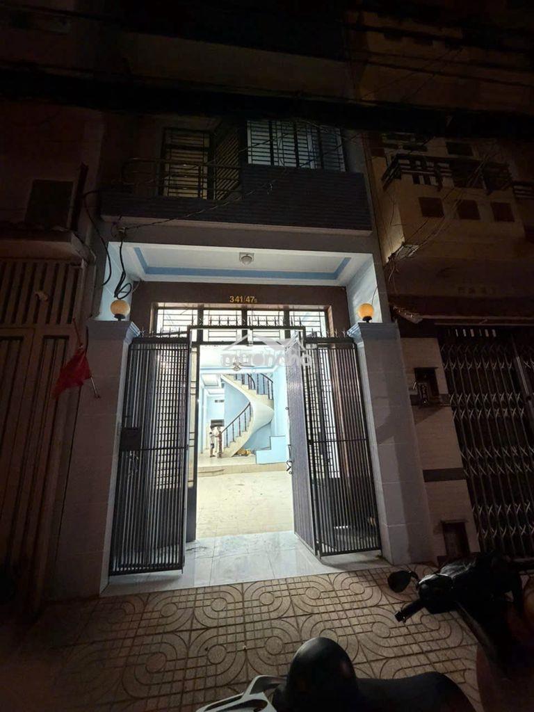 Quận 11, nhà lạc long quân, p5, cho thuê nguyên căn, nhà trống ở liền