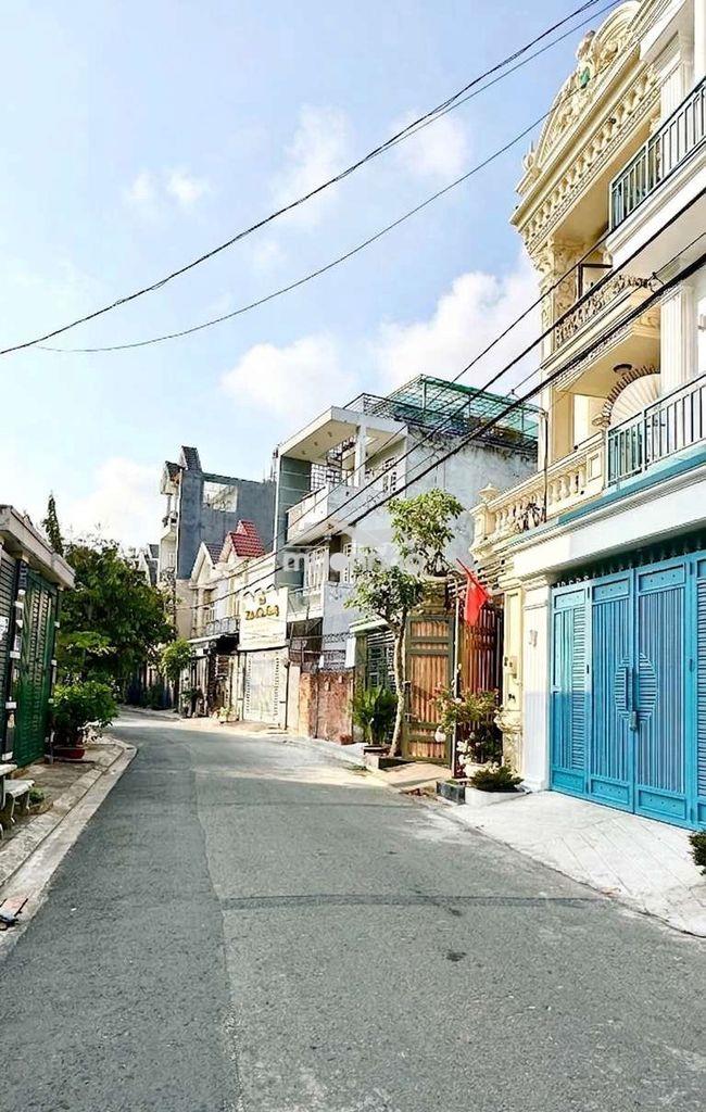 Nhà 3 tầng 100m2 - ngay hxh - trương công định khu bàu cát - 8,7 tỷ - 2