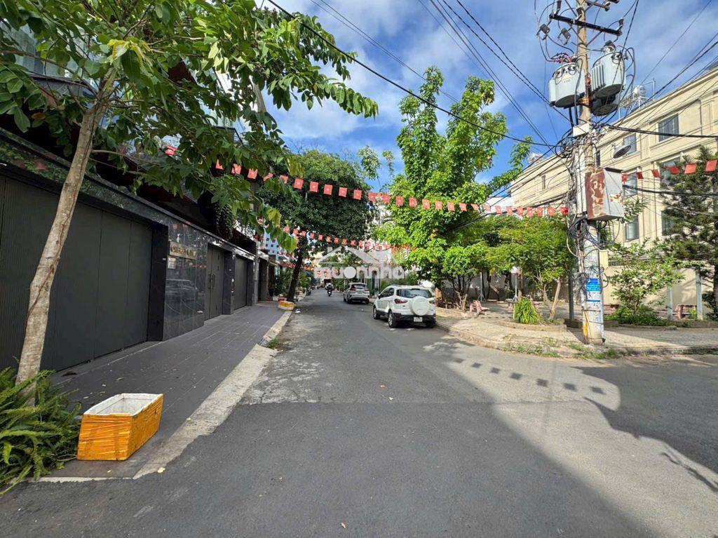 Cho thuê nhà đường tân sơn nhì ,khu vip đường 14 m dt 4 x 22m - 2