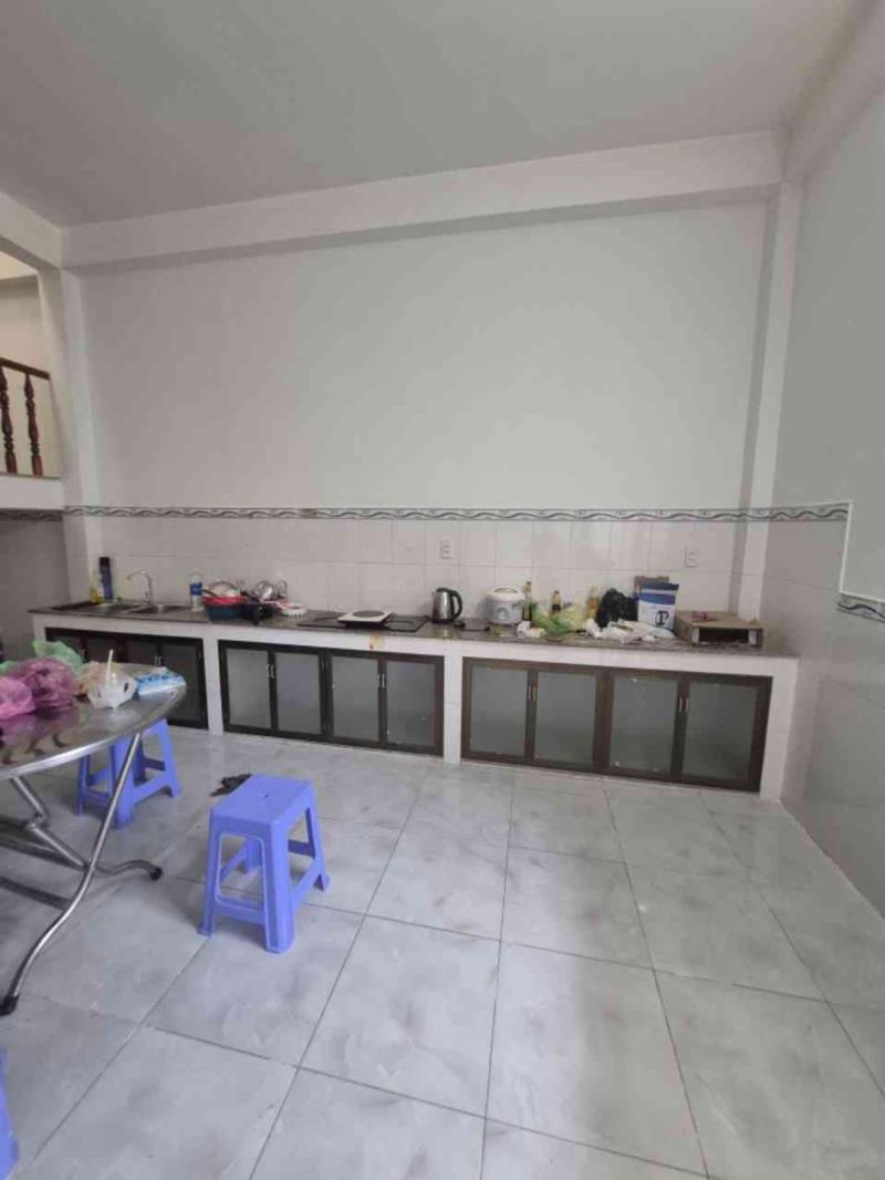 6,4 tỷ – nhà 2 tầng mặt tiền tiền lân 18 – ngang 5m – dài 23m – nở hậu  - 4