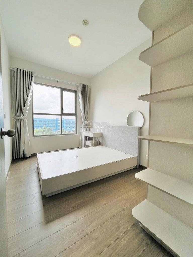 Bán căn góc 69m2, hướng nam,  thiết kế 2pn + - 4