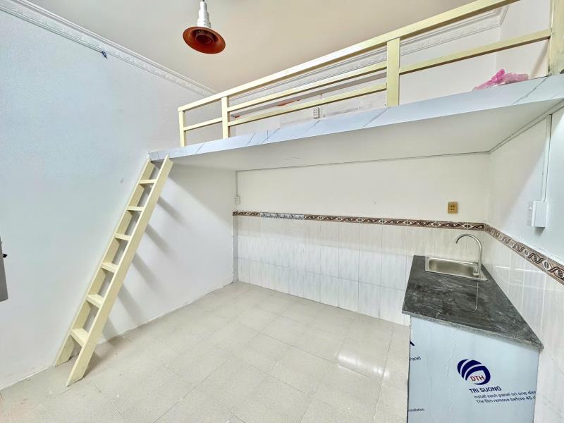 🎓 Căn hộ duplex gác cao thoáng mát – sát cổng trường huit tân phú - 2