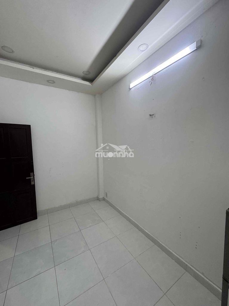 Cho thuê phòng trọ 18m2 mt đường số q4 - Ảnh 4