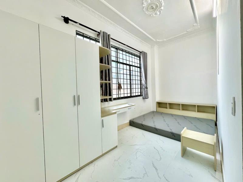 Căn hộ 1pn full nội thất - tách bếp - máy giặt riêng - ngay khu ẩm thực d5 - gần các trường dh uth, hutech, uef, ngã tư hàng xanh 