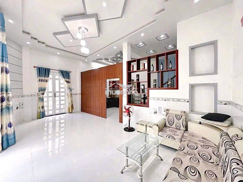 Nhà trệt lầu 2pn có nội thất góc kdc hồng phát 8,5 triệu - 2