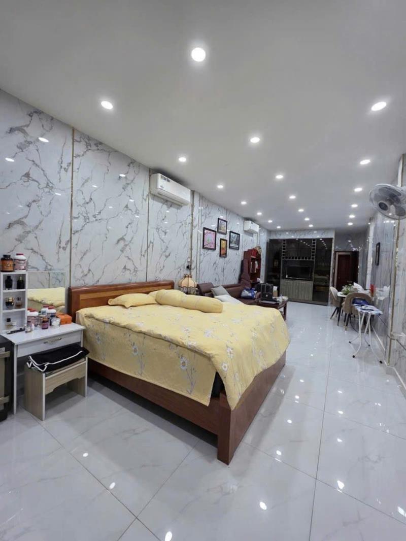 Ngay ngã 7 lý thái tổ - mt kinh doanh điện biên phủ -p.11- q.10 -dt: 94m2 – 24 tỷ  - 2