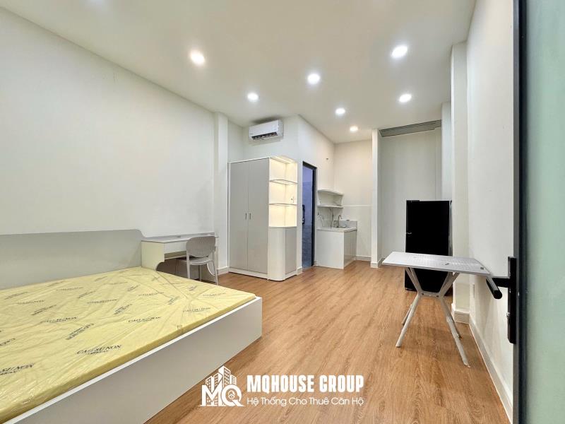 Khai trương căn hộ dịch vụ - full nội thất mới xây  - gần nhà ga t3 quận tân bình 