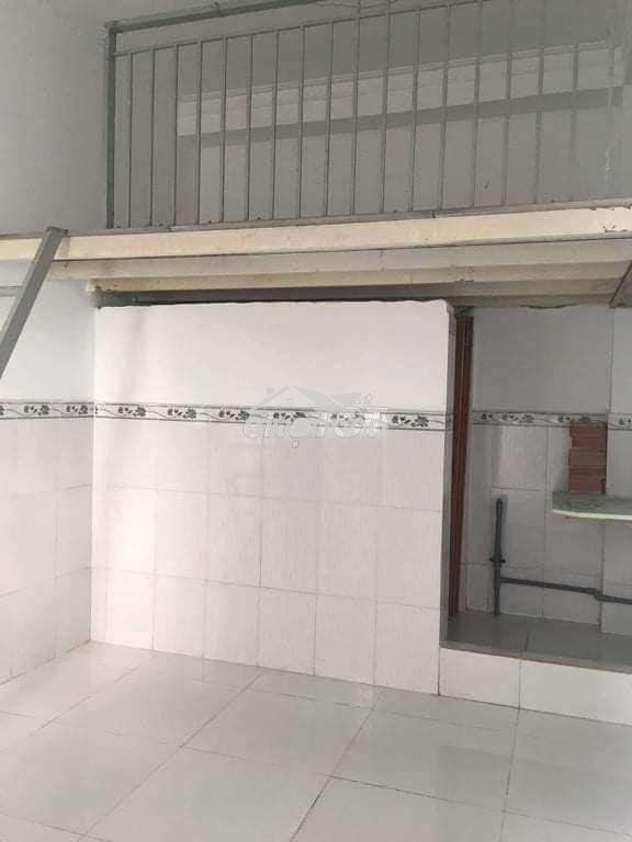 Cho thuê phòng ban công rộng thoáng yên tỉnh - 3
