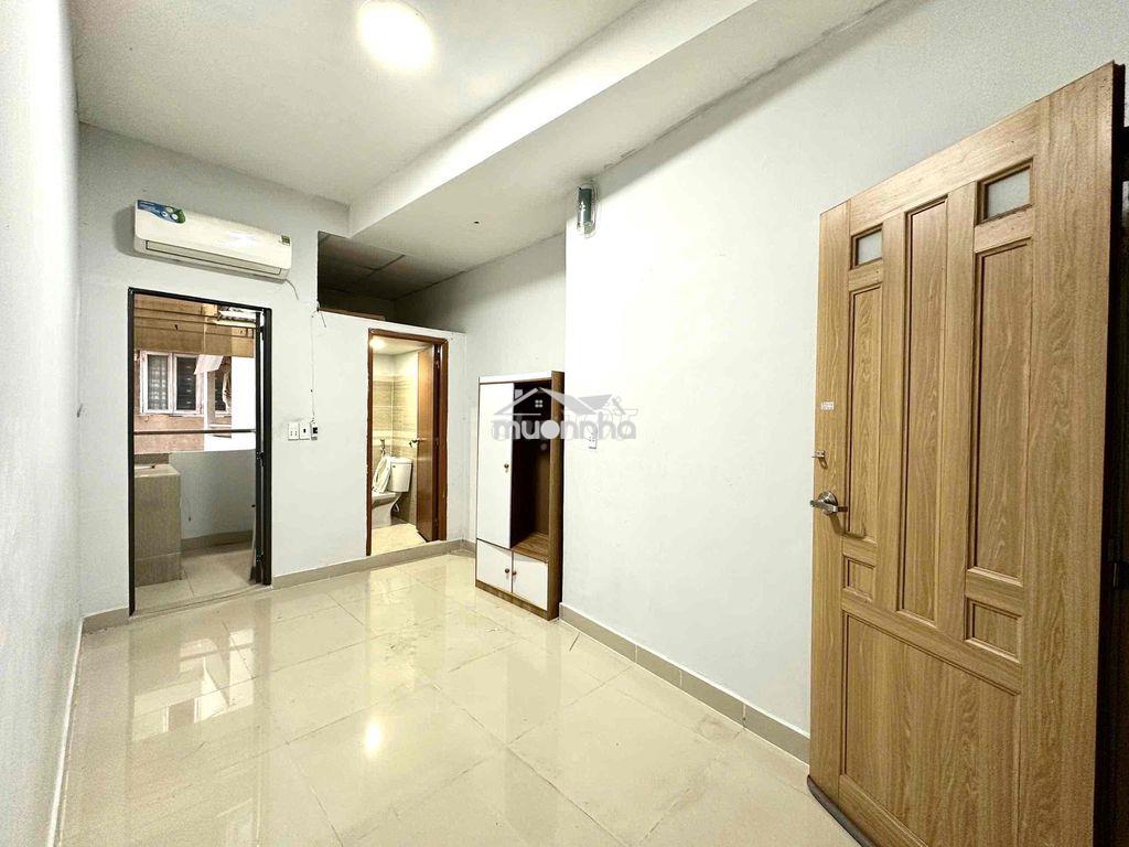 Studio ban công tách bếp có thang máy ngay vòng xoay lý thái tổ - Ảnh 3