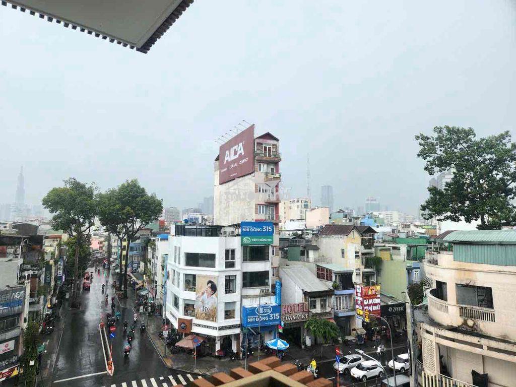 Phòng ban công_mặt tiền_thang máy_hầm xe_gần đh mở_isb_ueh_cv lê văn 8 - Ảnh 2