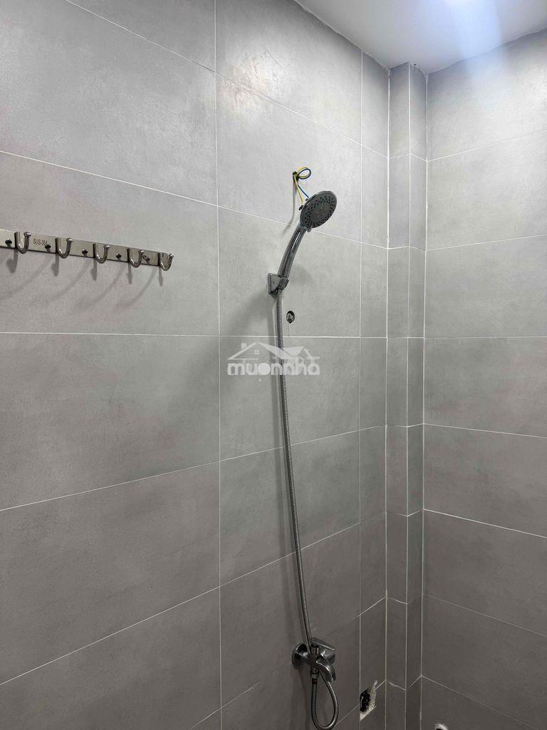 Cho nữ thuê phòng còn trống 3tr5 ưu tiên 1 chiếc xe - Ảnh 2