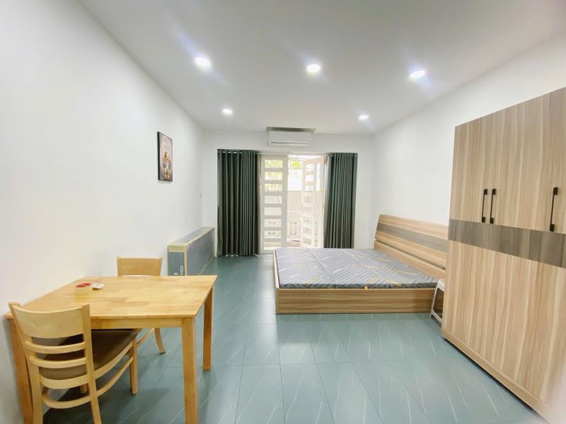 Căn hộ 1 phòng ngủ có ban công, máy giặt riêng gần đại học hutech, giao thông vận tải đường nguyễn gia trí bình thạnh