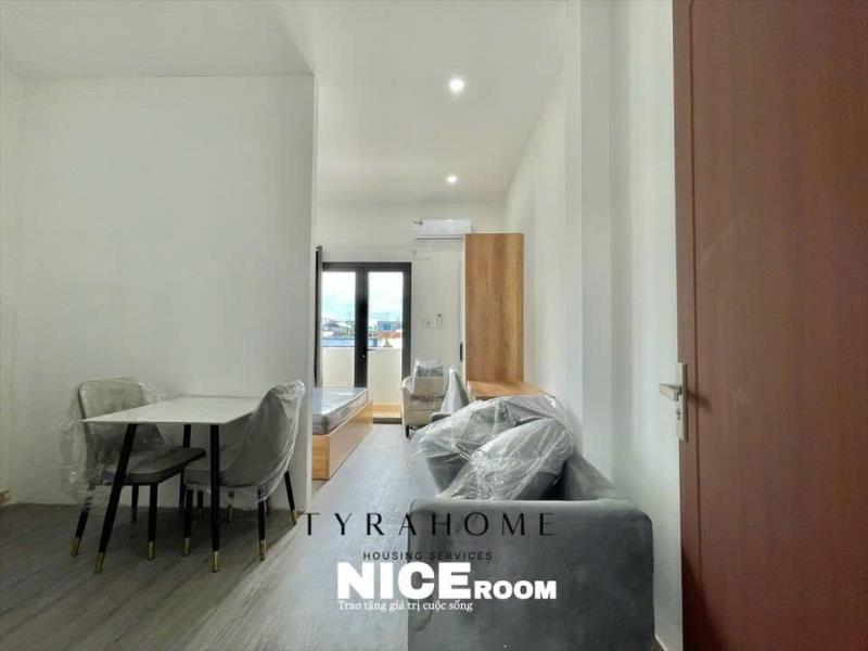 Căn hộ 1pn - full nội thất - máy giặt riêng - ngay ngã tư hàng xanh - cách dh hutech, uth, ngoại thương chỉ 5-8p di chuyển - 2