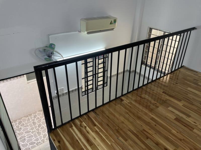 Phòng trọ có gác máy lạnh gần đại học công thương và ngã tư 4 xã quận tân phú - 2