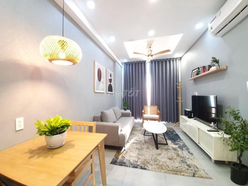 The botanica (104 phổ quang) - cho thuê căn 2pn+1wc 57m2 - hướng đông tầng cao - 2