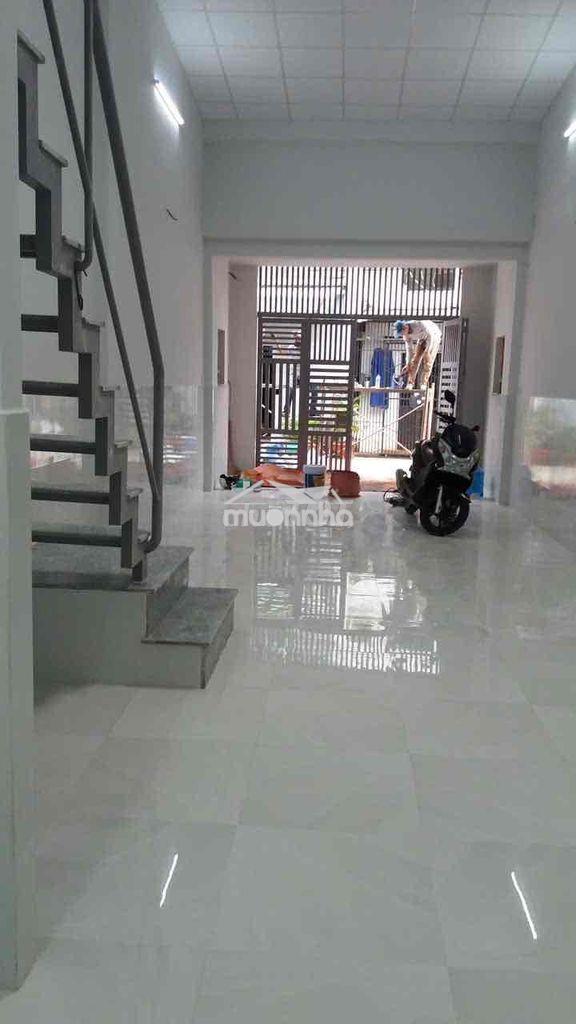 Nhà 4x18m - 2 phòng ngủ - gần ngã tư gò mây