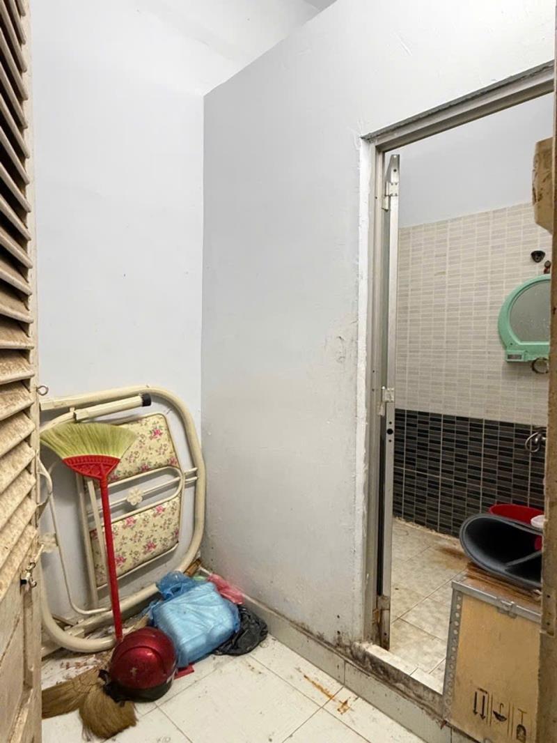 Kế cv 23/9 - trung tâm q.1 - đỗ quang đẩu - dt: 4.4*8m nở hậu 6.2m - 5 tỷ 850  - 3