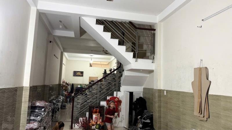 Hxh 6m thoại ngọc hầu - kế bên ubnd - 83m2, 4x21, 3 tầng, khu an ninh, 8.8 tỷ tl - 2
