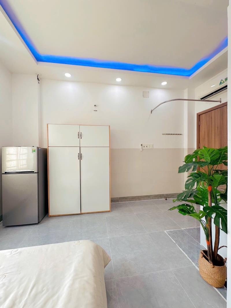 Studio full nội thất - bếp riêng - gần cửa sổ thoáng mát - gần phú nhuận , tân bình , quận 3 - 4