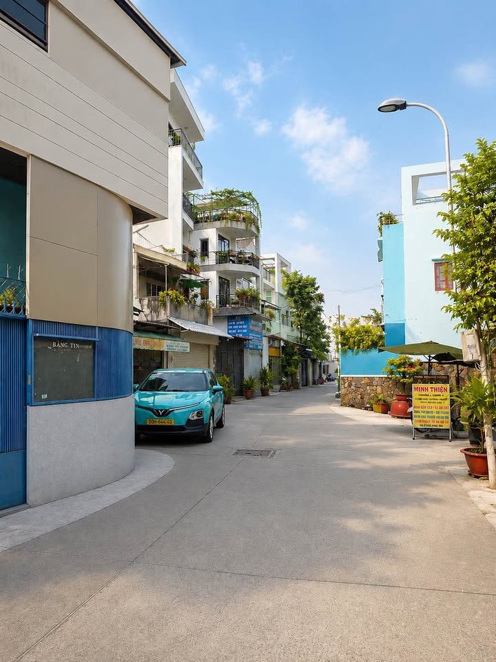 Bán nhà phú thọ hòa tân phú 74m² ngang 4.4m hẻm xe hơi đỗ cửa sẵn dòng tiền