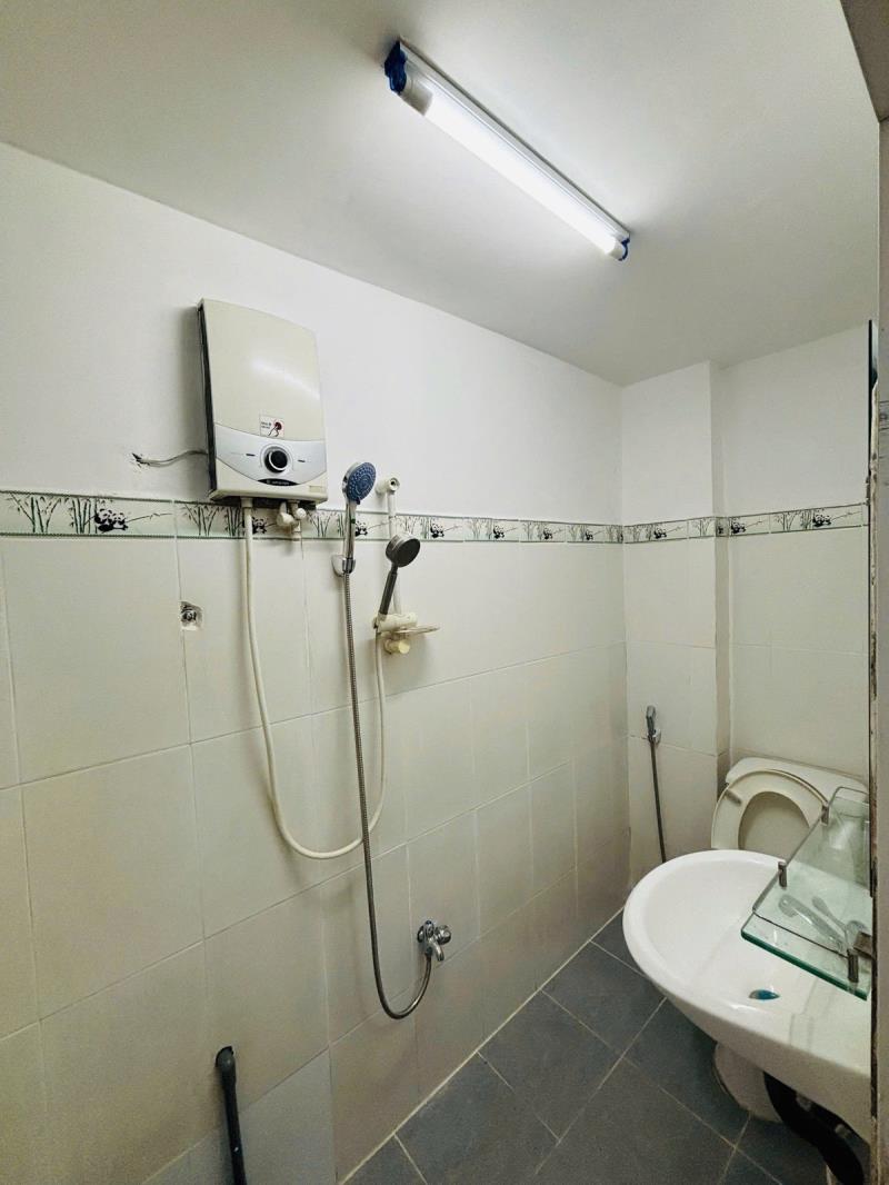 Cho thuê phòng trọ có gác máy lạnh gần đại học văn hiến và học viện hàng không - 4