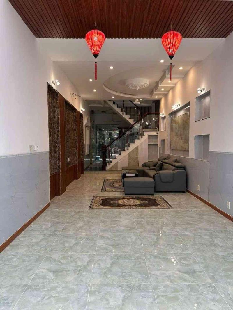 Nhà quận 12_mặt tiền thạnh xuân 39 –3 tầng  –oto ngủ trong nhà  – 5.8 tỷ  - 2