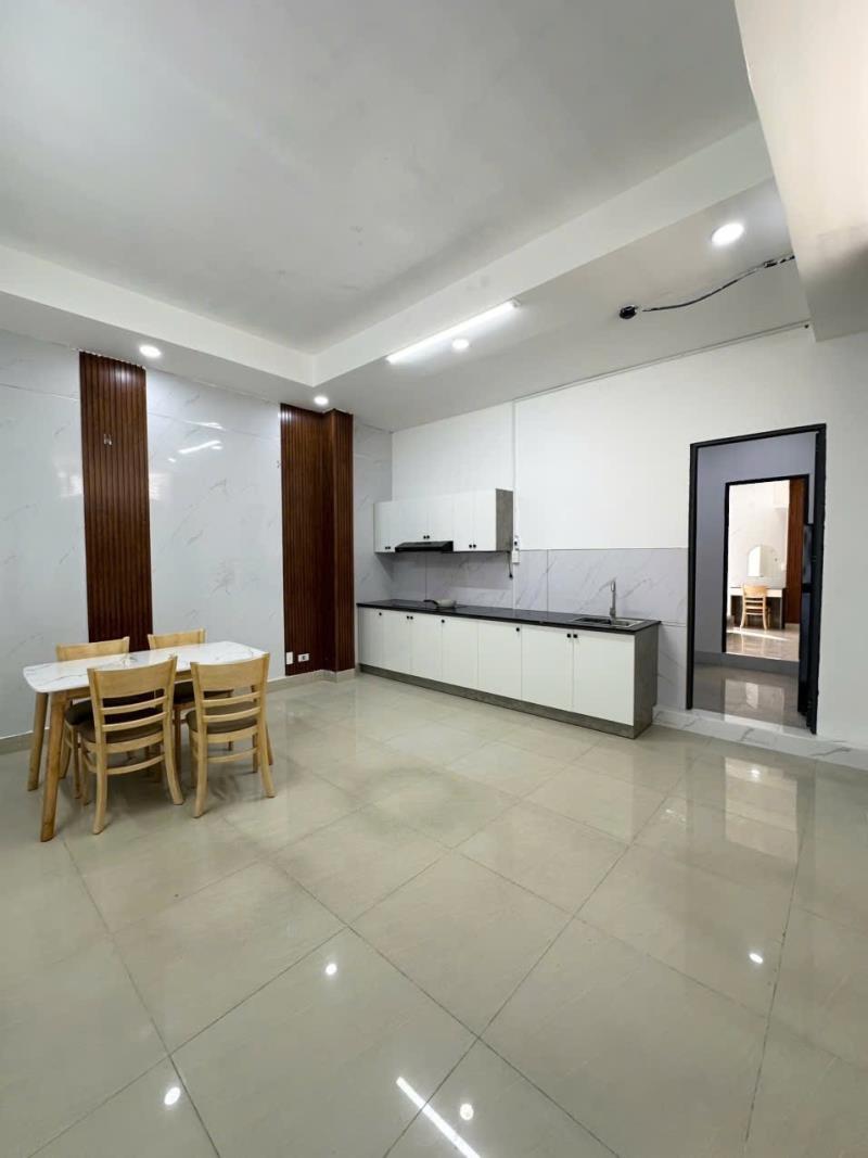 🌸 Cho thuê nguyên căn 2 phòng ngủ -  80–90m² – 79 bạch đằng, bình thạnh - view thành phố 🌸 - 3