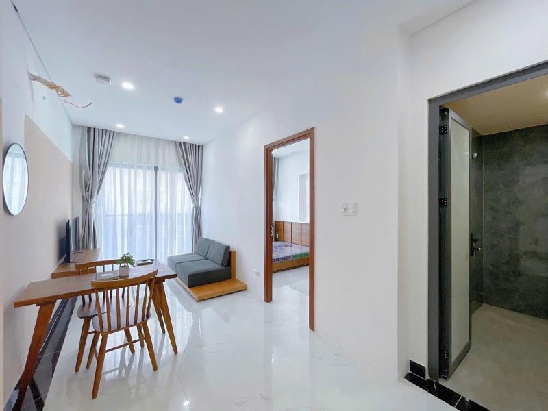 Cho thuê căn hộ cao cấp 1pn ban công thoáng mát có máy giặt riêng & rooftop chill – nguyễn xí, bình thạnh (thuận tiện qua q1 & q2)