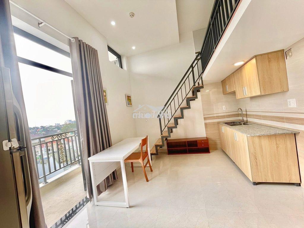 Phòng bancon máy lạnh full nội thất, sát bên hutech, fpt - lê văn việt - 3