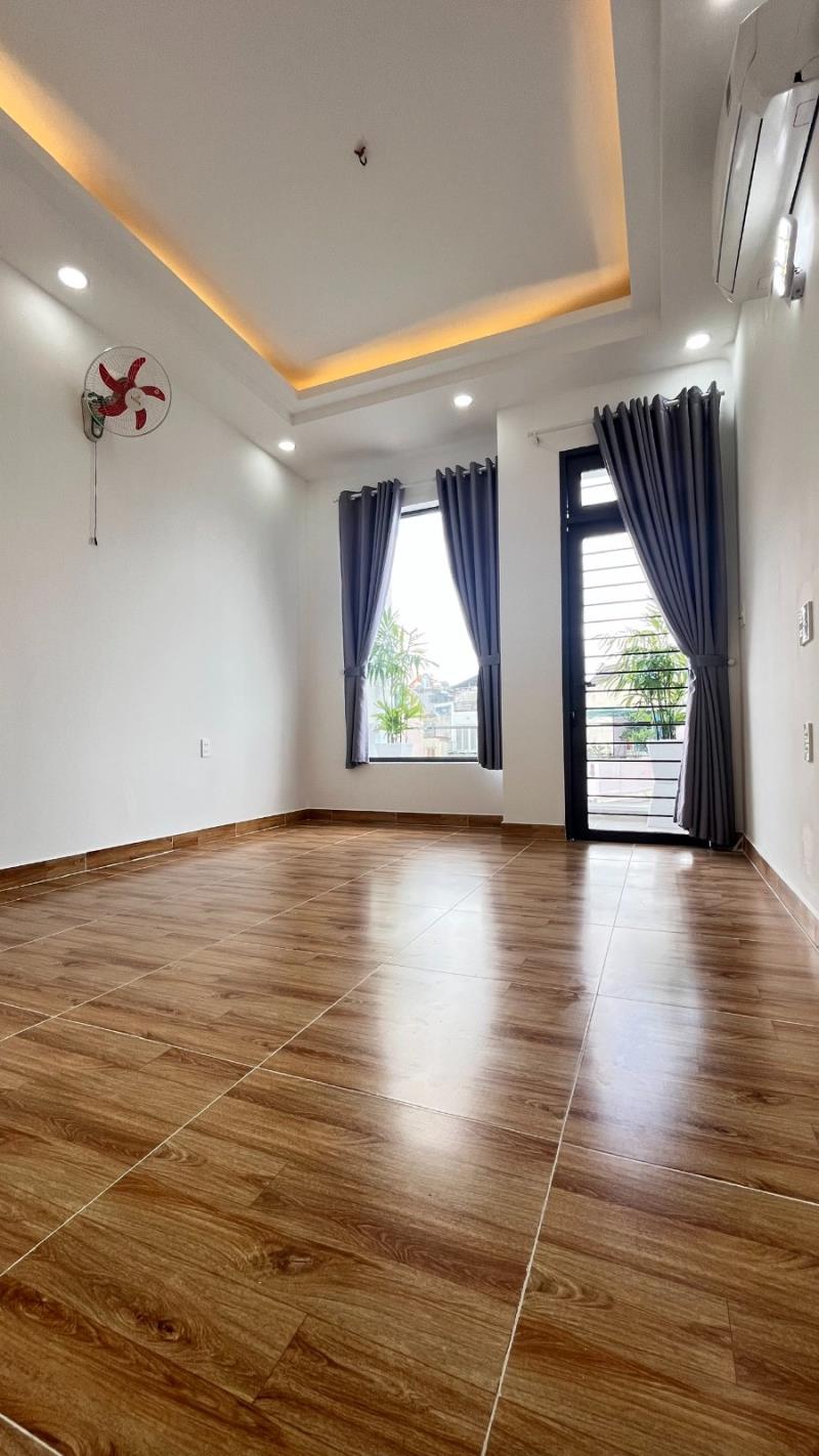 Bán nhà mới 5 tầng đã có nội thất kế chợ phạm văn hai , giá 7 tỷ tl - 4