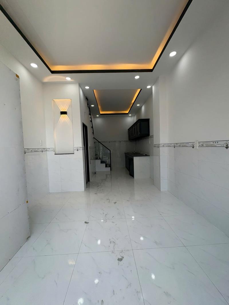 Chỉ 630tr có ngay căn nhà mới ở liền trệt lầu ngay hóc môn - 3