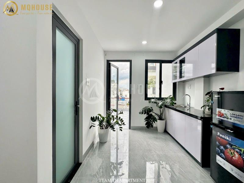 Cho thuê căn hộ 1 phòng ngủ  bùi đình túy – ban công – thang máy - 4
