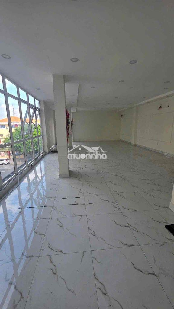 Cho thuê vp đường 23  lầu 3 có thang máy 7m x 20m - 2