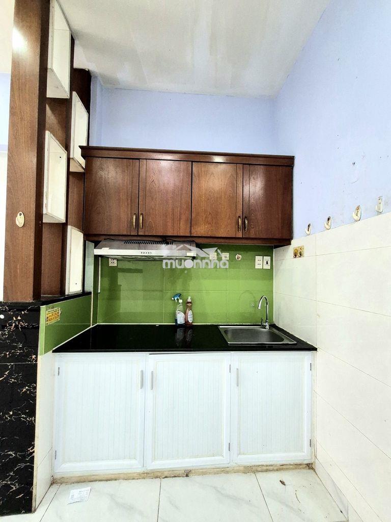 Chỉ 4 tỷ 750 triệu bán nhà 2 mặt hẻm f3  lạc long quân  quận 11 - 4