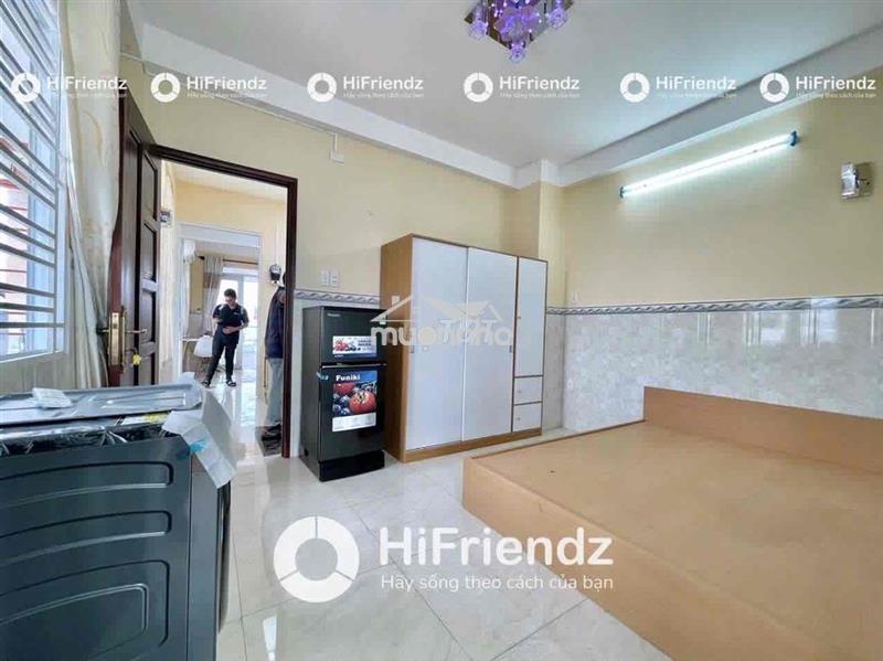 Phòng tách bếp + ban công + full nội thất mới sạch ở kinh dương vương