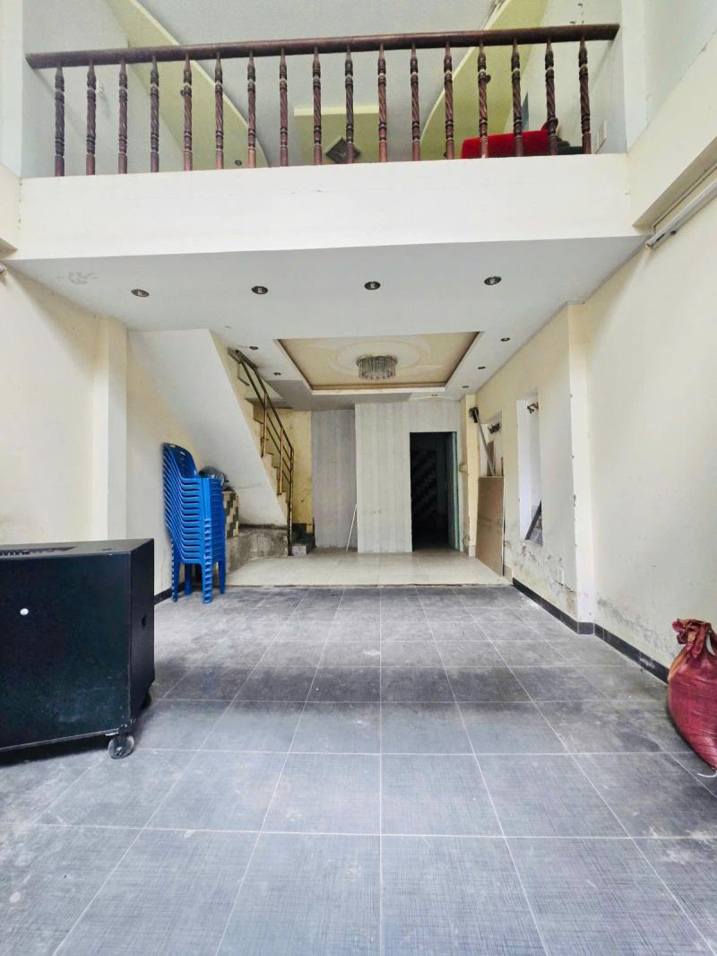 🏡  Hàng hiếm ! nhà 5 tầng hxh 8m sát bên nhà ga t3, giá : 9 tỷ tl - 3
