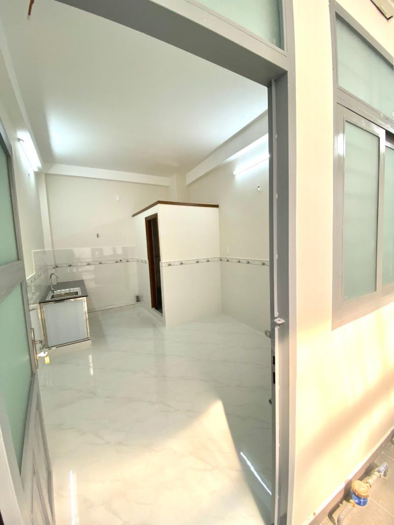 Phòng mới xây mới 100% đường nguyễn kiệm. gần cv gia định - 2