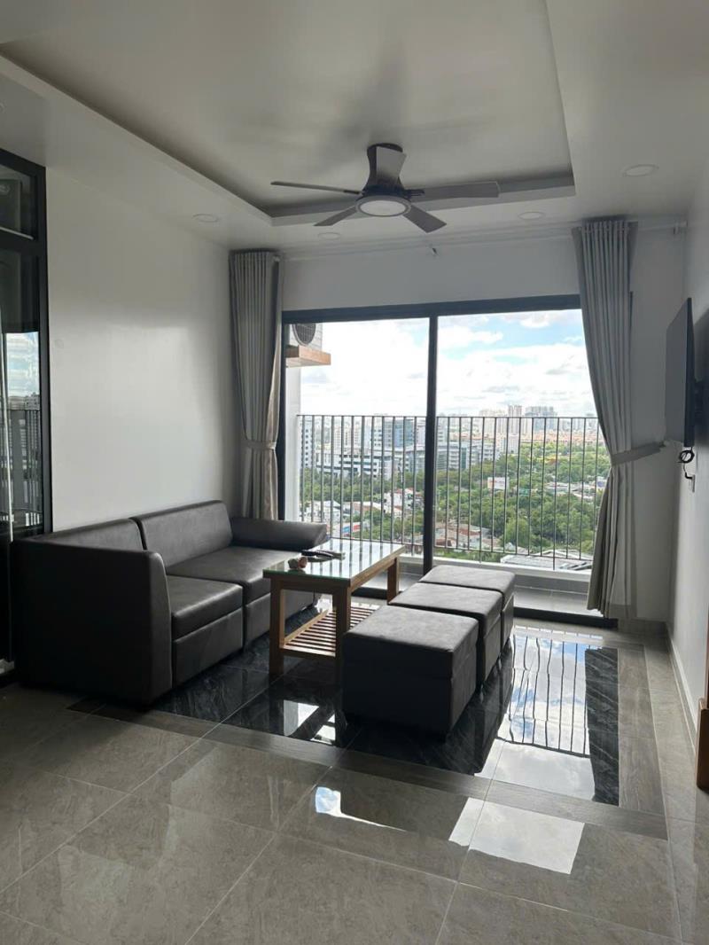 Cần cho thuê căn hộ 3pn 95m2 giá 19tr/th full nội thất , đối diện sc vivo quận 7.