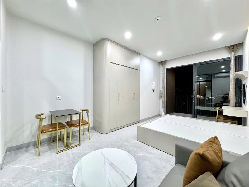 Căn hộ 1 phòng ngủ rộng 50m2 ngay lâm văn bền 